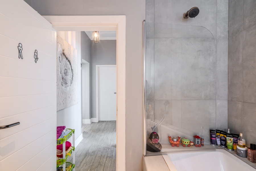 4 Bedroom Property for Sale in Fresnaye Western Cape